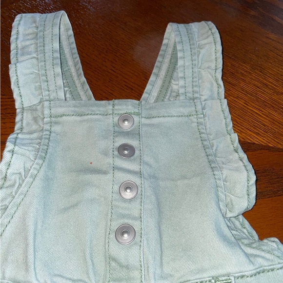 Girls 2T Shortall - Picture 4 of 8